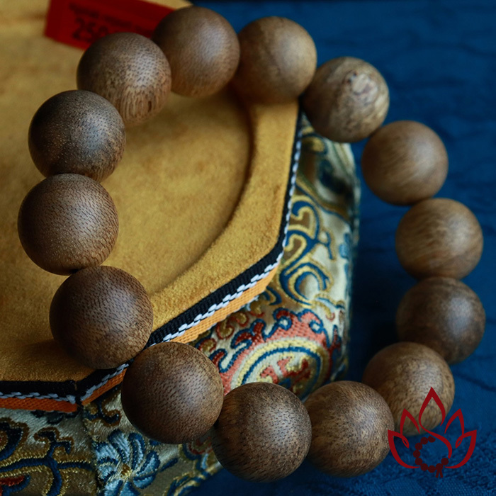 Vòng Trầm Hương Hạt Tròn | 16 Ly | Trầm Tốc Kiến Tự Nhiên